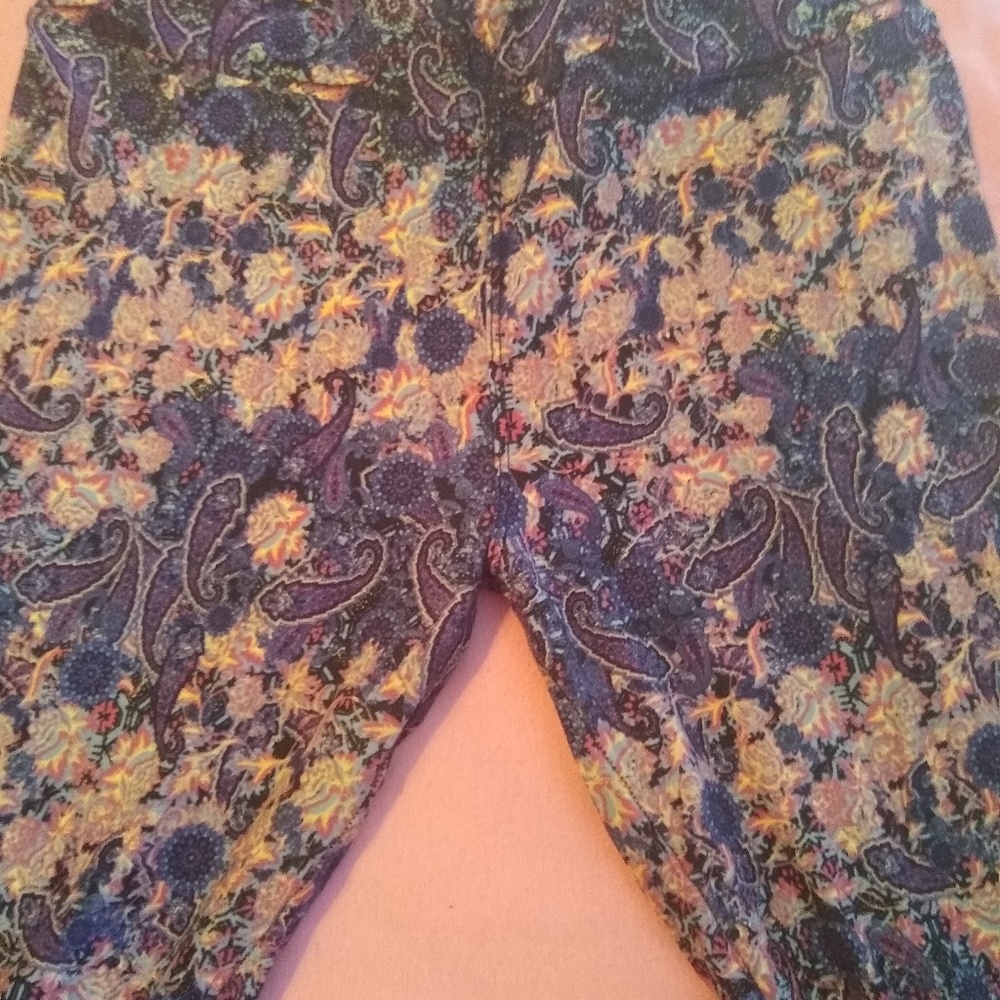 Lularoe OS Paisley Leggings